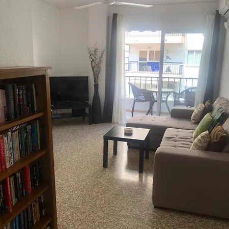 Spacious 1 Bedroom Apartment, Centre 3i