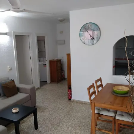 Spacious 1 Bedroom Apartment, Centre 3i Nerja