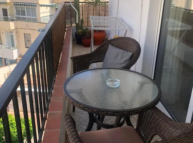 Spacious 1 Bedroom Apartment, Centre 3i *