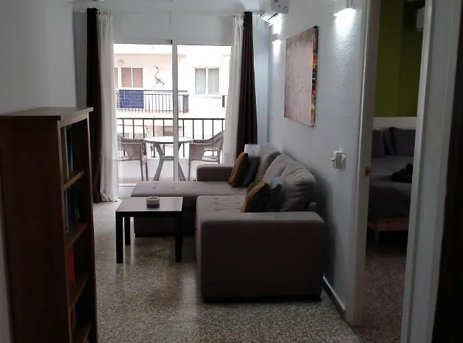 Spacious 1 Bedroom Apartment, Centre 3i * Nerja